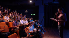 film kijken met inleiding en nagesprek